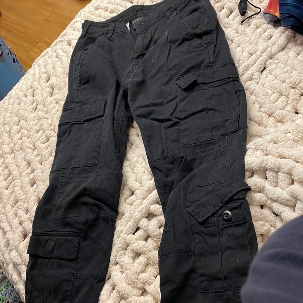 No Boundaries black cargo pants size 26x30
